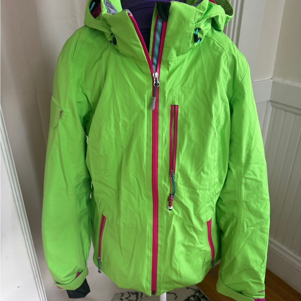 Obermeyer Women's Green Ski Jacket with Pink Zipper Accents. Size 10